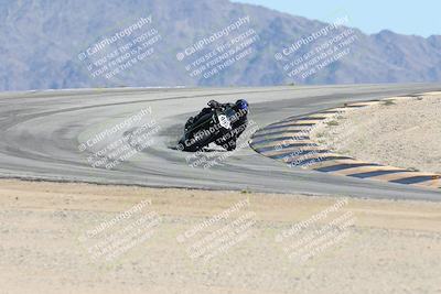 media/Oct-05-2025-CVMA (Sun) [[beeef4f201]]/Race 11-500-400(4)-350 Supersport/